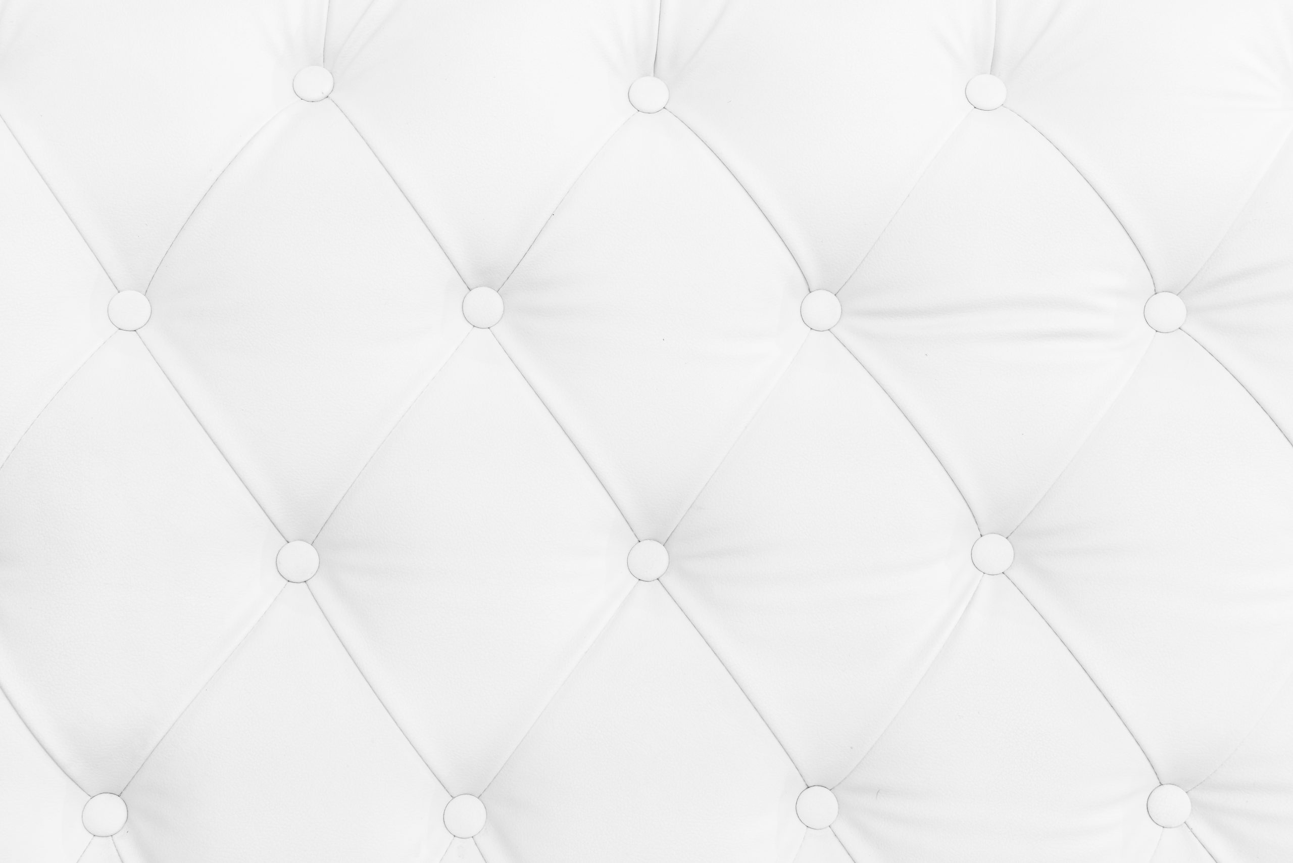 Come Pulire Divano in Pelle Bianco